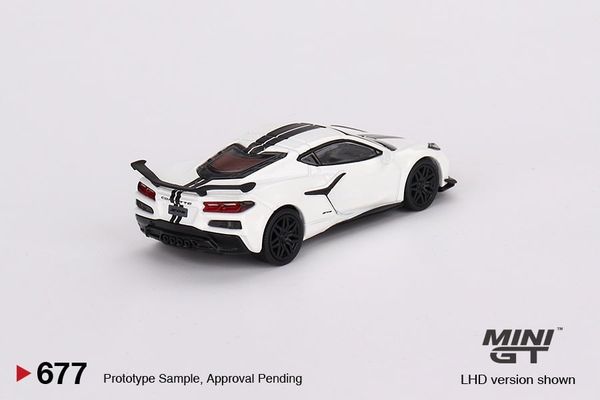 Xe Mô Hình Chevrolet Corvette Z06 2023 Arctic 1:64 MiniGT ( White )