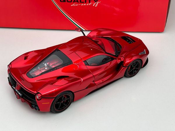 Xe Mô Hình Ferrari Laferrari Die Cast L.H 1:18 BBR ( Đỏ )