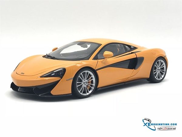 76044 MH 1:18 McLAREN 570S (McLAREN ORANGE/SILVER WHEELS)