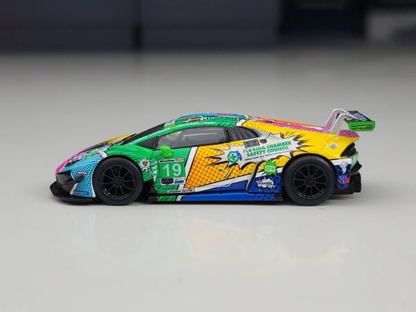 Xe Mô Hình Lamborghini Huracan GT3 Evo #19 Gear Racing 2020 Imsa Daytona 24 Hrs LHD 1:64 MiNiGT ( Nhiều Màu )