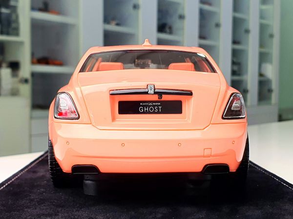 Xe Mô Hình Rolls-Royce Ghost 1:18 HH Model ( Hồng )