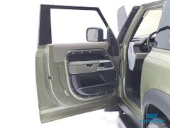 Xe Mô Hình Land Rover Defender 90 Bản 2 Cửa 2020 1:18 Almost Real ( Pangea Green )