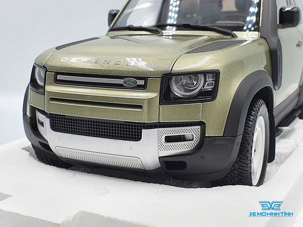 Xe Mô Hình Land Rover Defender 90 Bản 2 Cửa 2020 1:18 Almost Real ( Pangea Green )