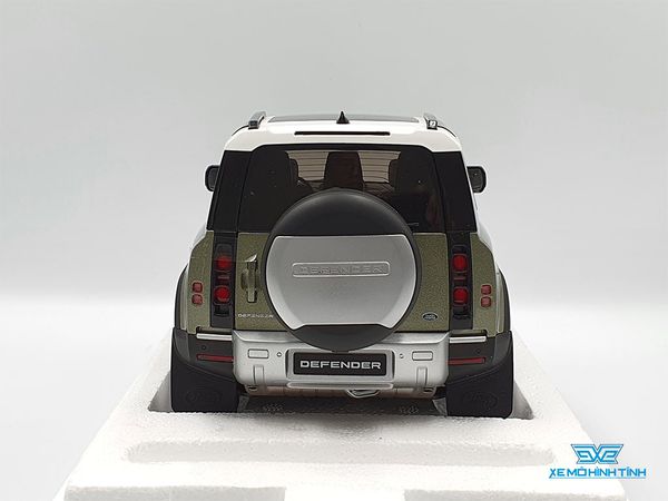 Xe Mô Hình Land Rover Defender 90 Bản 2 Cửa 2020 1:18 Almost Real ( Pangea Green )