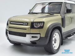 Xe Mô Hình Land Rover Defender 110 Bản 4 Cửa 2020 1:18 Almost Real ( Pangea Green )