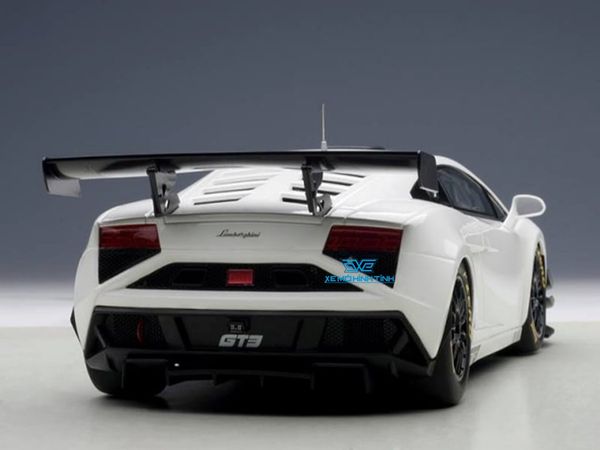Xe Mô Hình Lamborghini Gallardo GT3 FL2 2013 1:18 Autoart (Trắng )