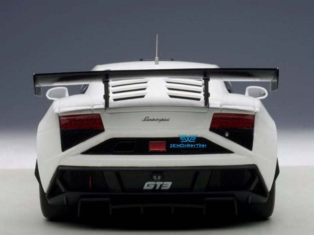 Xe Mô Hình Lamborghini Gallardo GT3 FL2 2013 1:18 Autoart