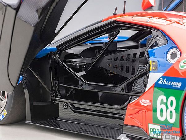 Xe Mô Hình Ford GT Le Mans 2016 WINNE+R  J.HAND/D.MULLER/S.BOURDAIS #68 1:18 Autoart ( Xanh Dương / Đỏ )