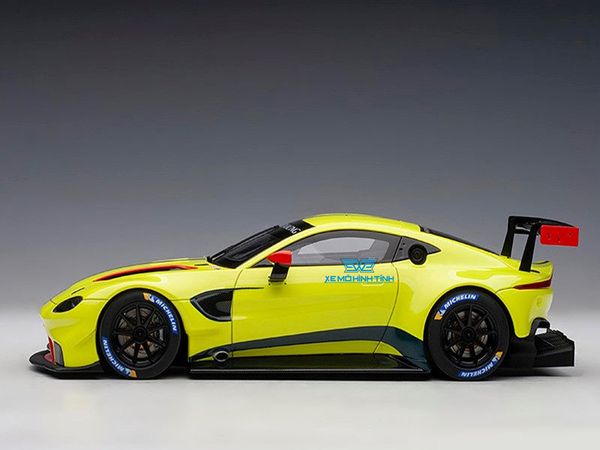 Xe Mô Hình Aston Martin Vantage GTE Le Mans Pro 2018 #97 1:18 Autoart ( Vàng Chanh )