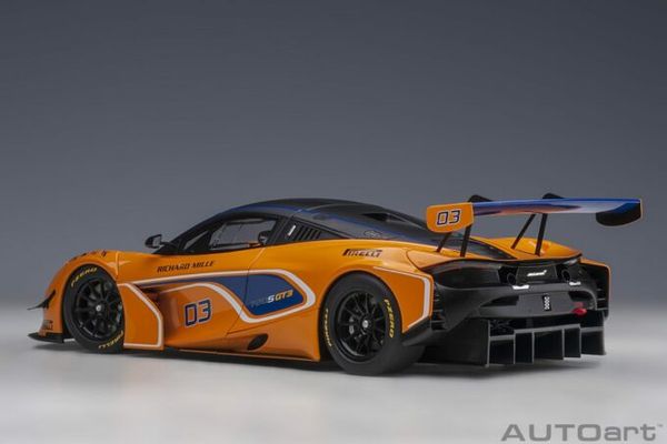 Xe Mô Hình McLaren 720S GT3 #03 1:18 Autoart (Cam)