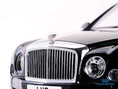 Xe Mô Hình Bentley Mulsanne Grand Limousine By Mulliner Onyx 1:18 Almost Real ( Đen )