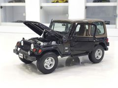 XE MÔ HÌNH JEEP WRANGLER SAHARA 1:18 MAISTO (ĐEN)