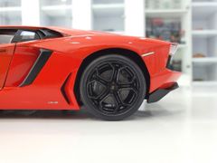 XE MÔ HÌNH LAMBORGHINI AVENTADOR LP700 1:18 WELLY-FX (CAM)