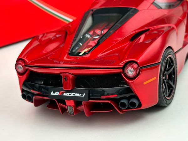Xe Mô Hình Ferrari Laferrari Die Cast L.H 1:18 BBR ( Đỏ )