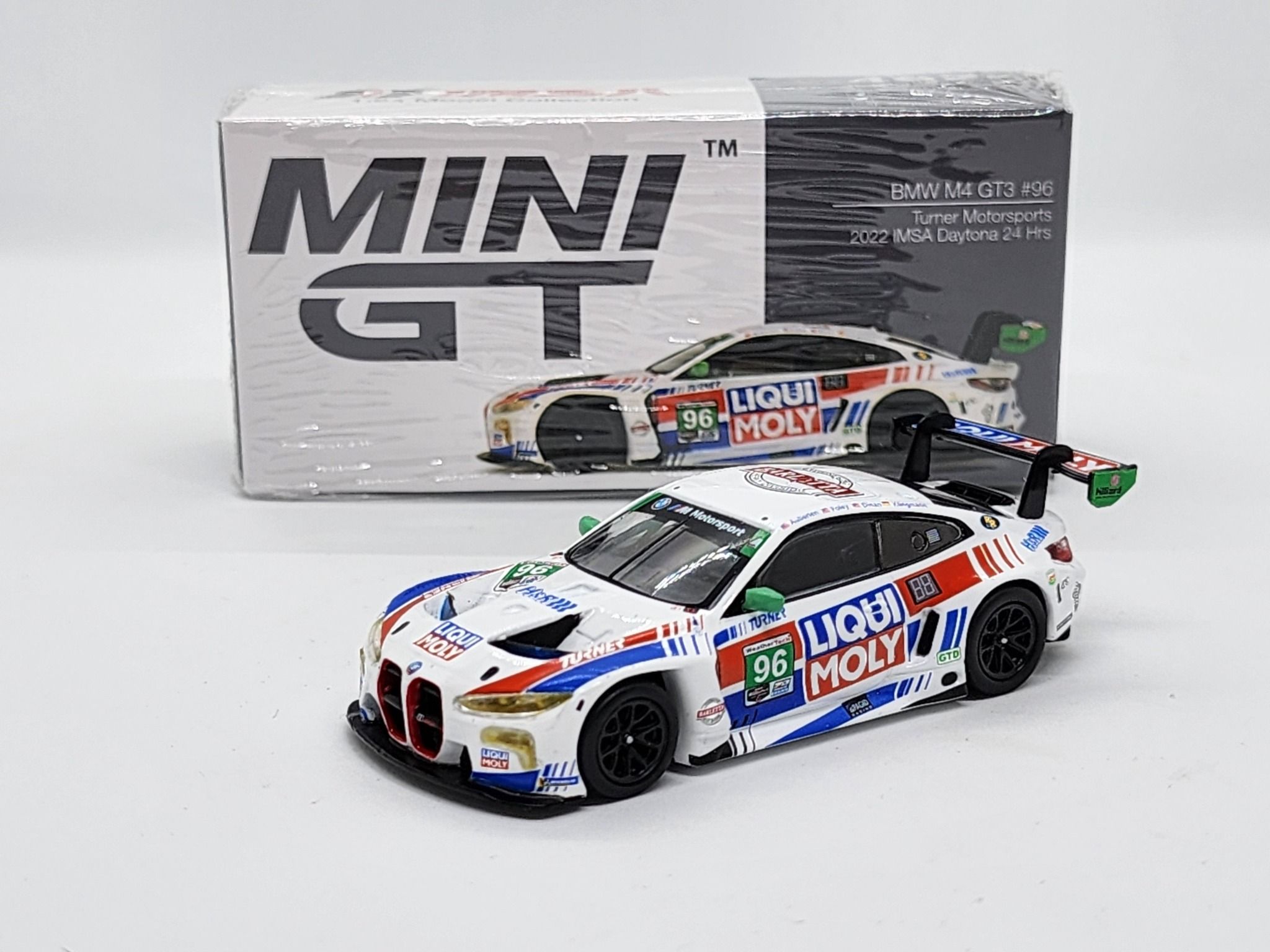 Xe Mô Hình BMW M4 GT3 #96 Turner Mtotosports 2022 IMSA
