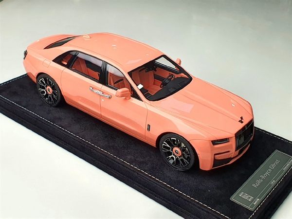 Xe Mô Hình Rolls-Royce Ghost 1:18 HH Model ( Hồng )