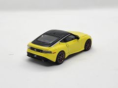 Xe Mô Hình Nissan Z Proto Spec 2023 Ikazuchi Yellow LHD 1:64 Minigt ( Vàng )