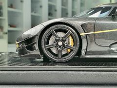 Xe mô hình Koenigsegg One:1 1:18 FrontiArt (Carbon Gold)
