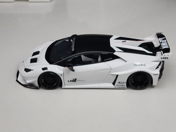 Xe Mô Hình Lamborghini Huracan GT LB-Silhouette Works 1:18  Autoart ( White )