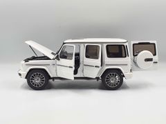 Xe Mô Hình Mercedes-Benz G-Class 2018 Limited Edition 400pcs 1:18 Minichamps ( Trắng )