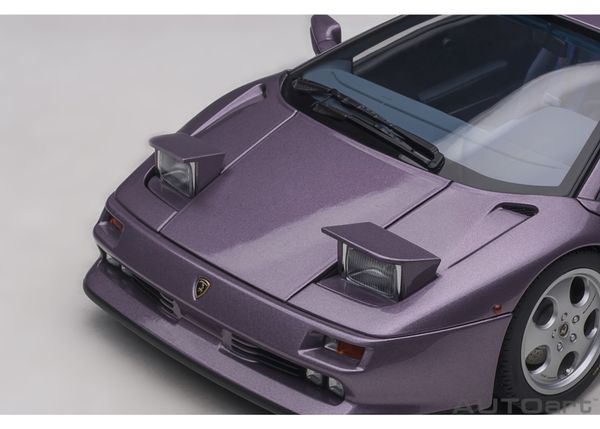 Xe Mô Hình Lamborghini Diablo SE30 Jota 1:18 Autoart (Tím)