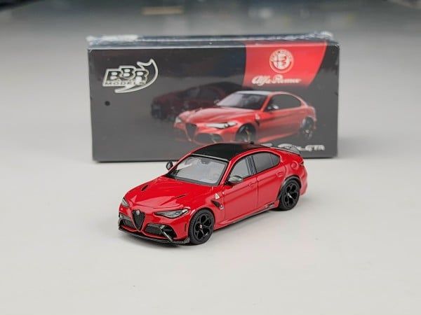 Xe mô hình Alfa Romeo Giulia GTAm Rosso GTA (Đuôi Thấp) 1:64 MiniGT (Đỏ)