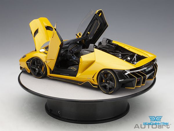 Xe Mô Hình Đế Xoay Xe 1:18 AUTOart ( Bạc )