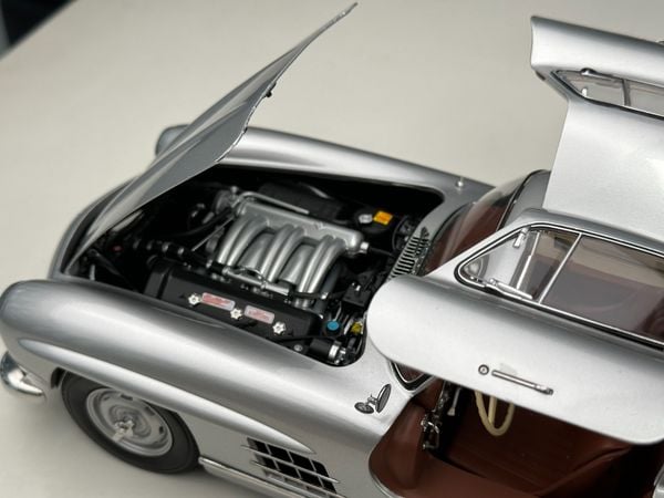 Xe Mô Hình Mercedes-Benz 300SL 1954 W198 1:12 Schuco ( Bạc )