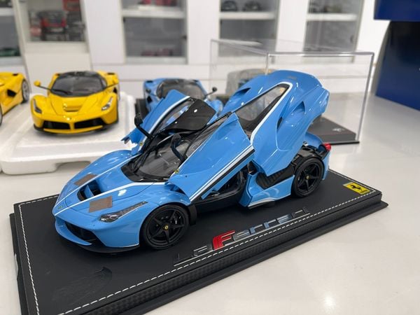 Xe Mô Hình Ferrari LaFerrari Tailor made Limited 300pcs 1:18 BBR Models ( Baby Blue )