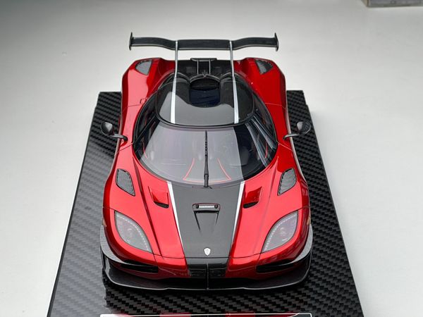 Xe Mô Hình Koenigsegg Agera XS 1:18 FrontiArt ( Candy Apple Red )