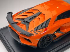 Xe Mô Hình Novitec SVJ 1:18 Ivy Model ( Arancio Altas )