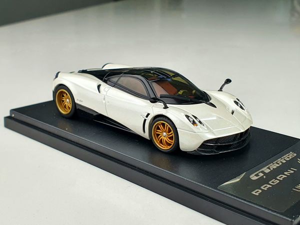 XE MÔ HÌNH PAGANI HUAYRA 1:43 GTAUTOS (TRẮNG)