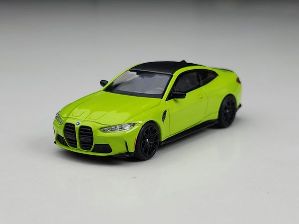 Xe Mô Hình BMW M4 Competition (G82) San Paulo Yellow LHD 1:64 MiNiGT ( Xanh Dạ Quang )