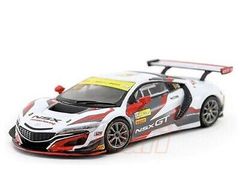 Xe Mô Hình Honda NSX GT3 Macau GT Cup-FIA GT World Cup 2017 1:64 Tarmac Works ( Trắng - Đỏ )