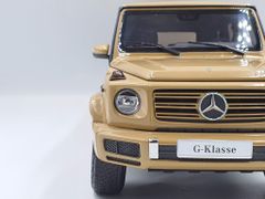 Xe Mô Hình Mercedes-Benz G-Class 2018 Limited Edition 300 pcs 1:18 Minichamps ( Vàng )