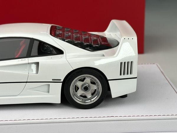 Xe Mô Hình Ferrari F40 1:18 GL Model ( Trắng )