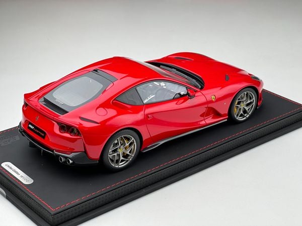 Xe Mô Hình Ferrari 812 Superfast 1:18 BBR ( Đỏ )