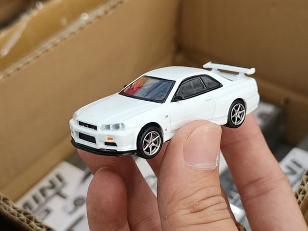 Xe mô hình Nissan Skyline GT-R (R34) V-Spec N1 White RHD 1:64 MiniGT ( Trắng )