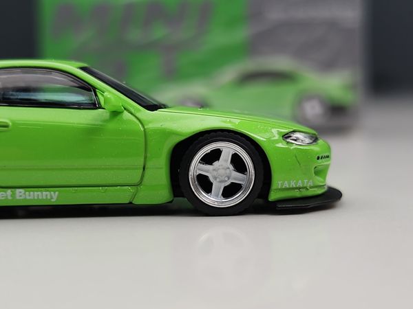 Xe Mô Hình Nissan Silvia (S15) Rocket Bunny 1:64 MINIGT ( Green )