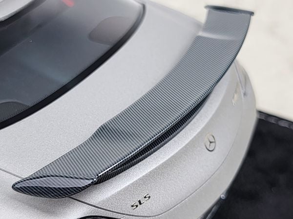 Xe Mô Hình Mercedes-Benz SL Black Series 1:18 HH Model ( Grey )