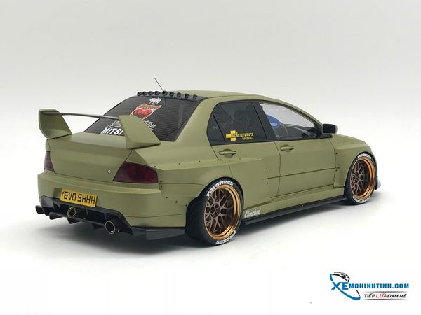 Xe Mô Hình Mitsubishi Evo IX Matt Green Clinched Widebody 1:18 AGU Model ( Xanh )