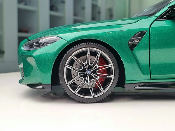 Xe Mô Hình BMW M3 2020 1:18 Minichamps ( Green Metallic )