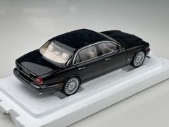 Xe Mô Hình Jaguar XJ6 