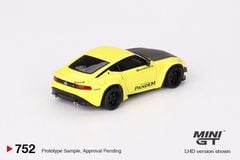 Xe Mô Hình Nissan Z Pandem Ikazuchi 1:64 MiniGT (Vàng)