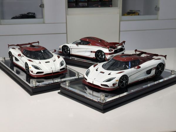 Xe Mô Hình Koenigsegg Agera RS Limited 500 1:18 FrontiArt ( Trắng Đỏ )