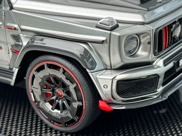 Xe Mô Hình Mercedes Benz G63 AMG 2019 Limited 66 1:18 Motorhelix ( Bạc )