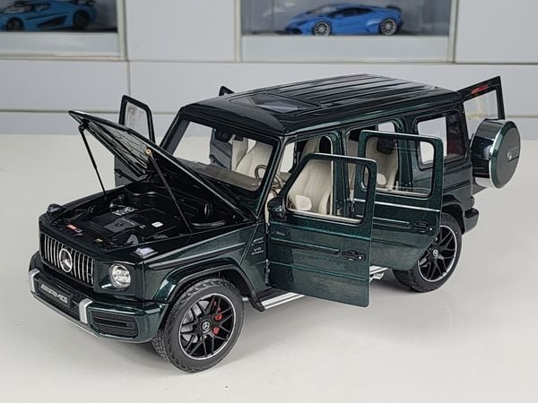 Xe Mô Hình Mercedes-Benz AMG G63 2018 1:18 Minichamp ( Xanh )