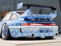 Xe Mô Hình Posrche RWB 993 1:18 VIP Models 