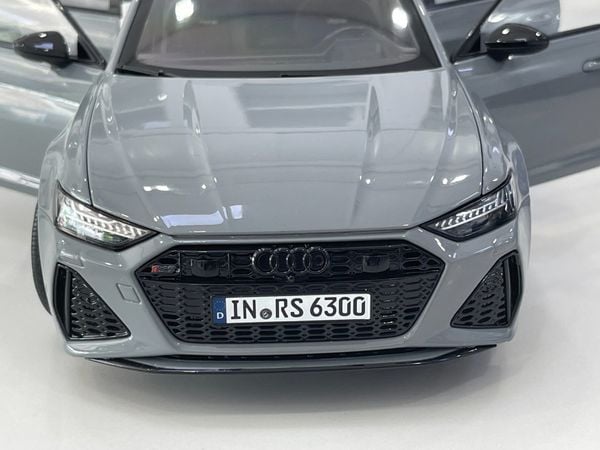 Xe Mô Hình Audi RS6 Avant C8 2020 1:18 Polar Master (Xám)