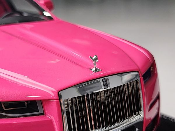 Xe Mô Hình Rolls-Royce Ghost 1:18 HH Model ( Hồng Metalic Mâm Bạc )